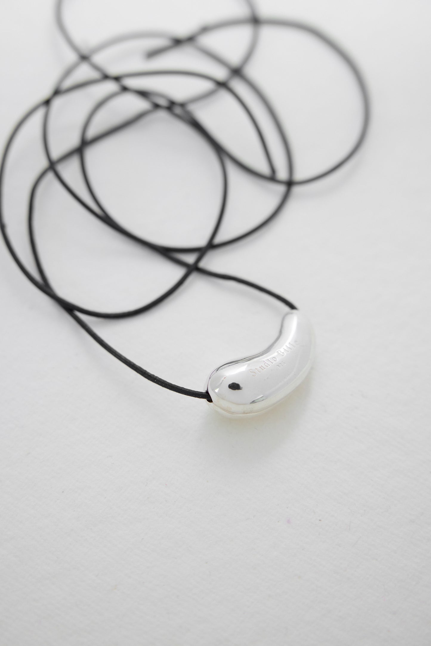 Blanche Necklace
