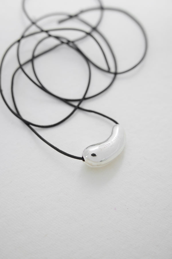 Blanche Necklace