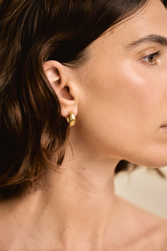 Curved Form Hoops Small