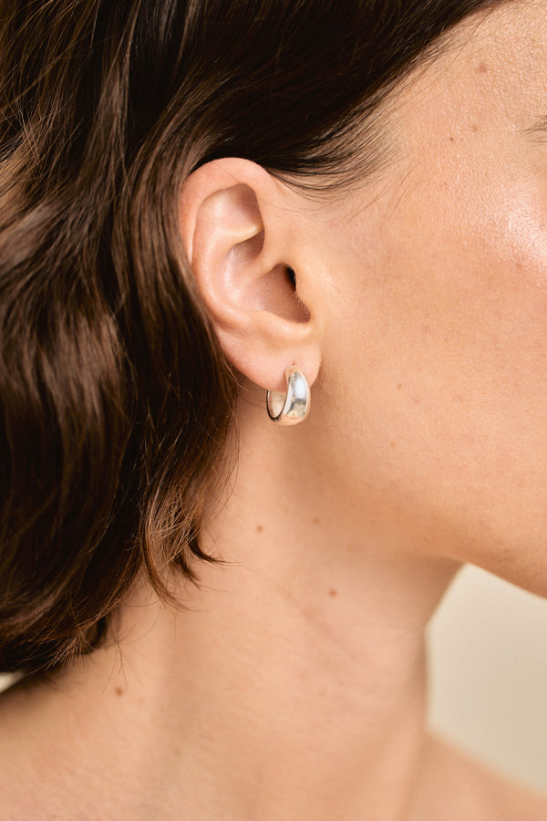 Curved Form Hoops Small