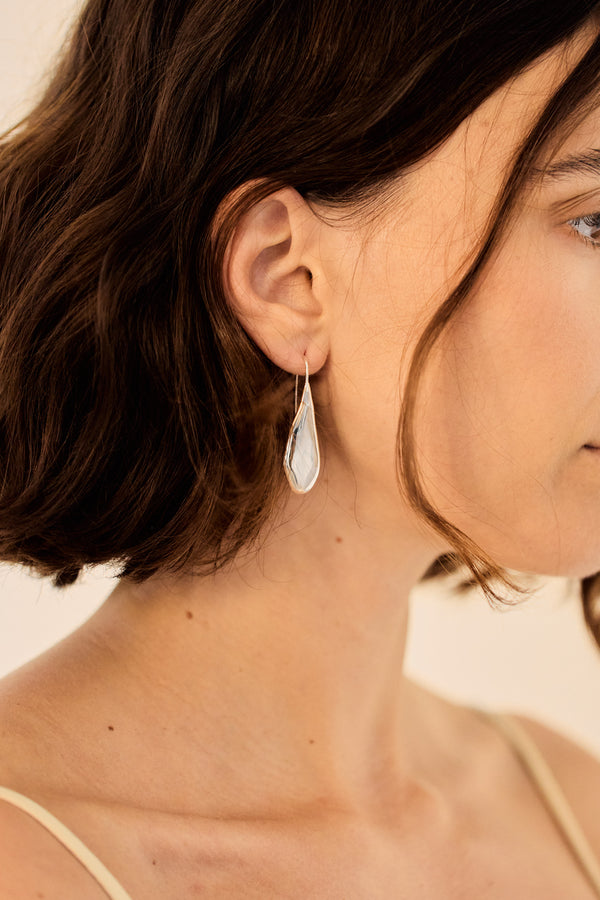 Sculpted Drop Earrings Medium
