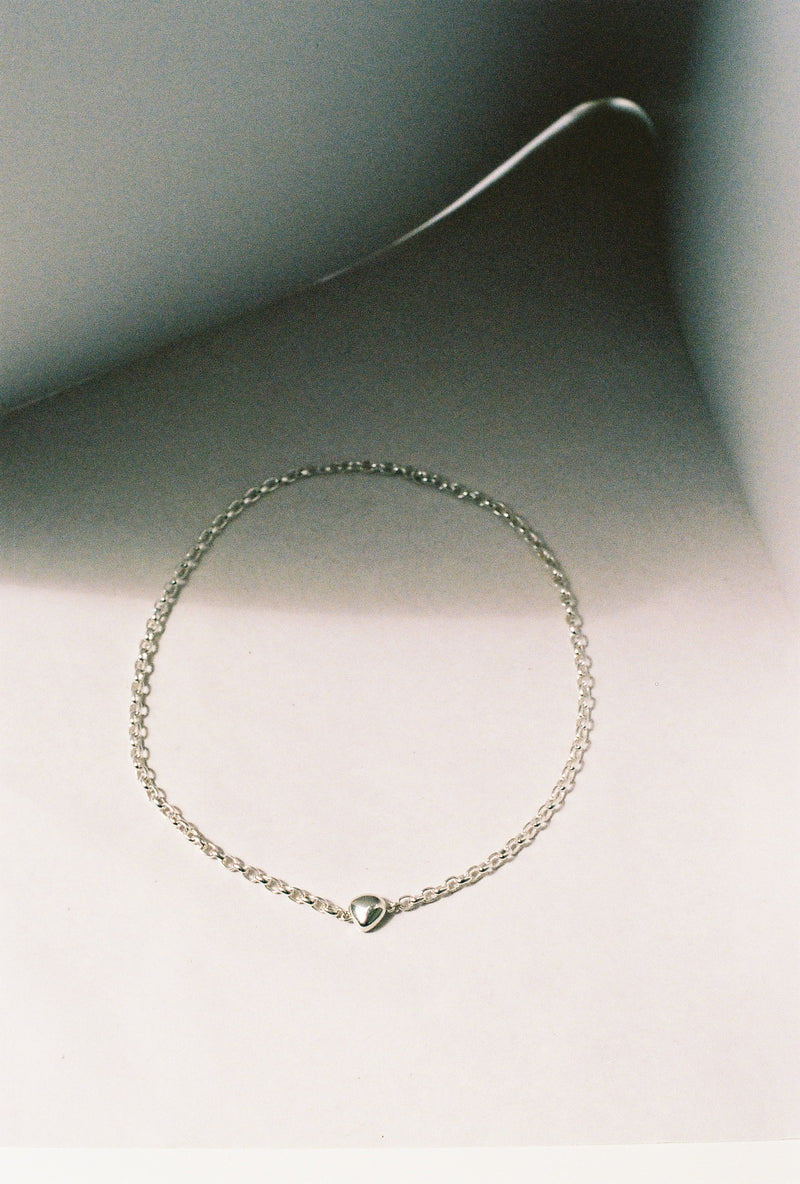Liu Magnetic Lock Necklace